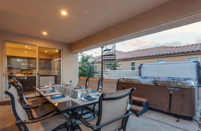Paradise Village Resort 111 | PRIVATE HOT TUB, FIRE PIT, NINTENDO SWITCH, PING PONG, COMMUNITY POOL