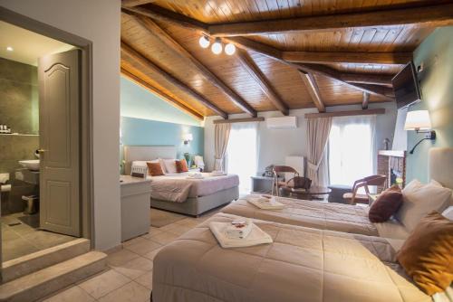 Parnassos Hotel 