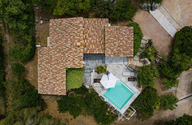 Pinarello: House/Villa - Ste Lucie de Porto Vecchio