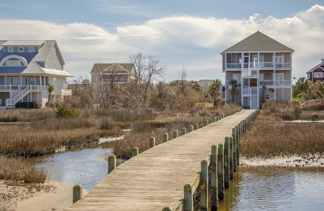 Sailview Drive 44 -5BR SFH SV 10