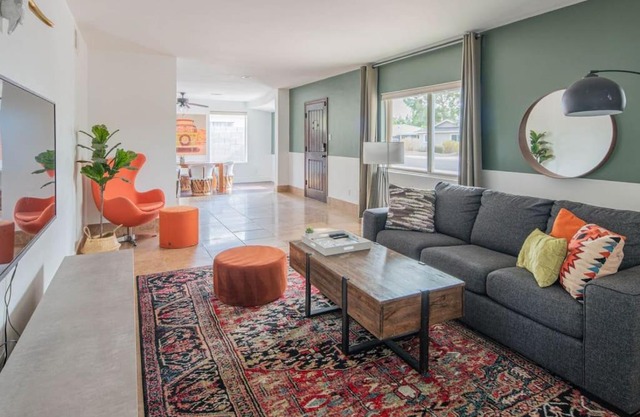 WanderJaunt - Aurora - 3BR - Old Town Scottsdale