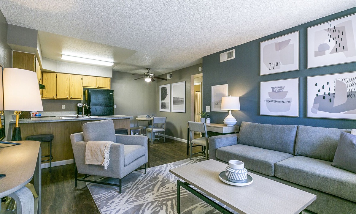 Tucson Apartment | Modern Apartment in Prime Location (ID9460X95)