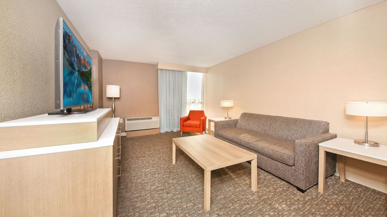 Photo of Livingroom in Northeast Virginia Beach