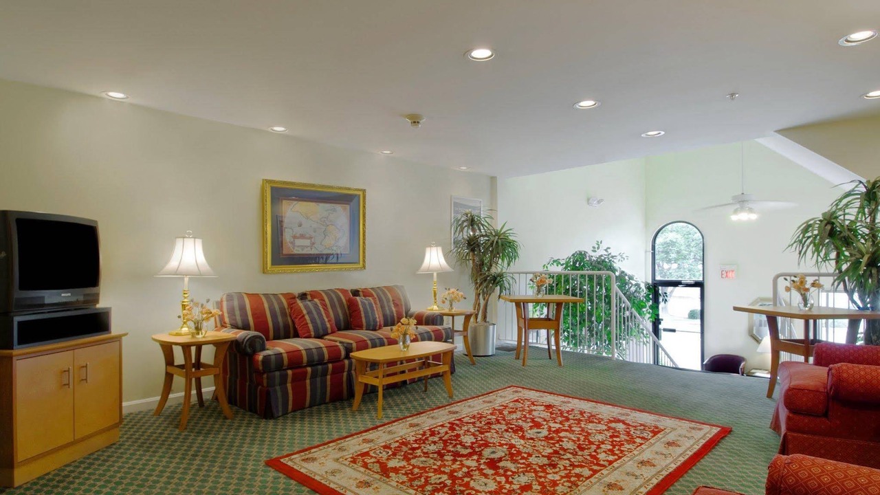 Photo of Livingroom in Jeffersontown