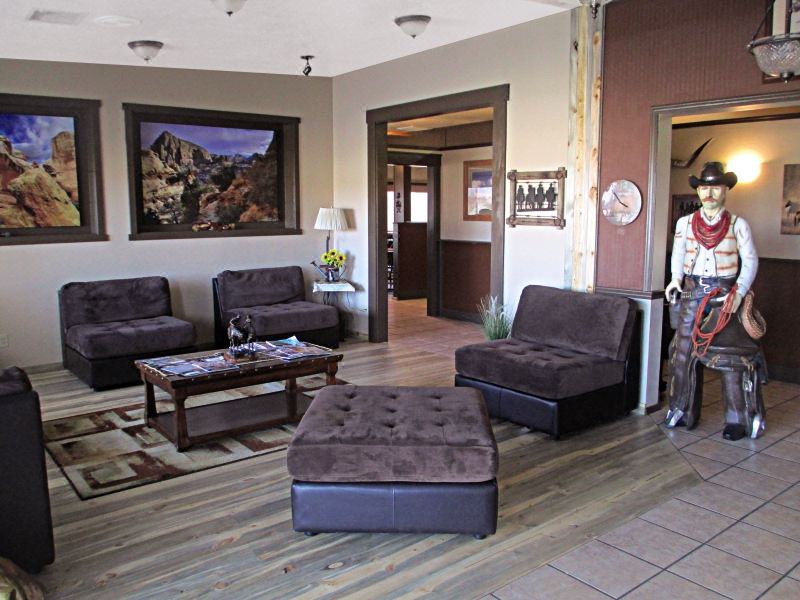 Photo of Livingroom in Torrey