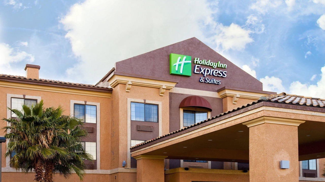 Photo of Buildings in Hesperia