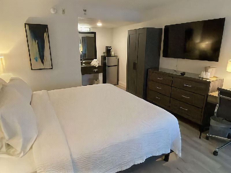 Photo of Bedroom in Paradise Valley Village