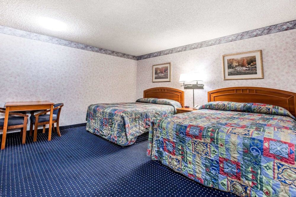 Photo of Bedroom in Ridgecrest