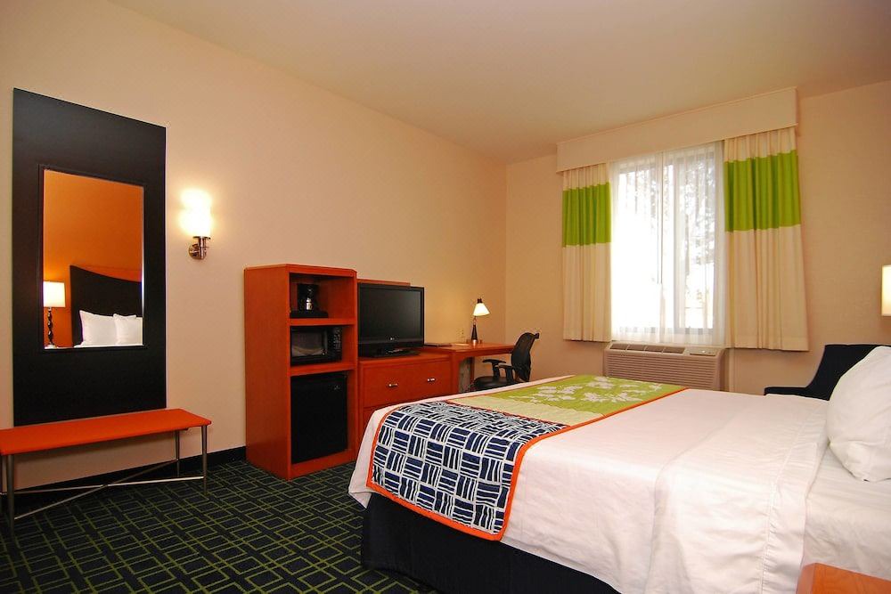 Photo of Bedroom in Tehachapi