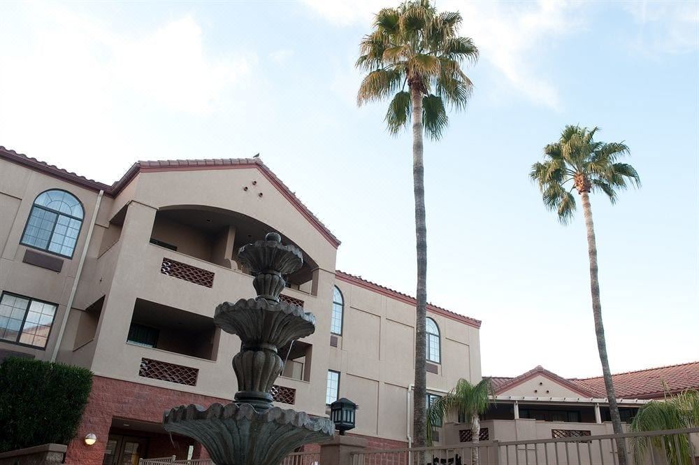 Photo of Buildings in Palo Verde