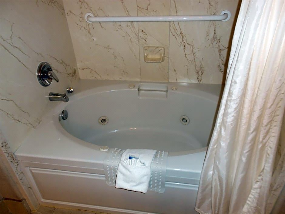 Photo of Bathroom in Youngtown