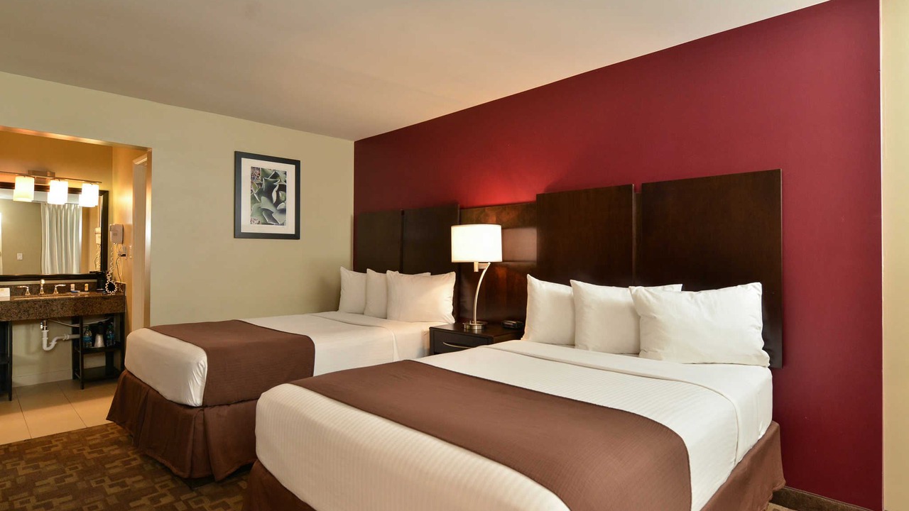 Photo of Bedroom in Youngtown