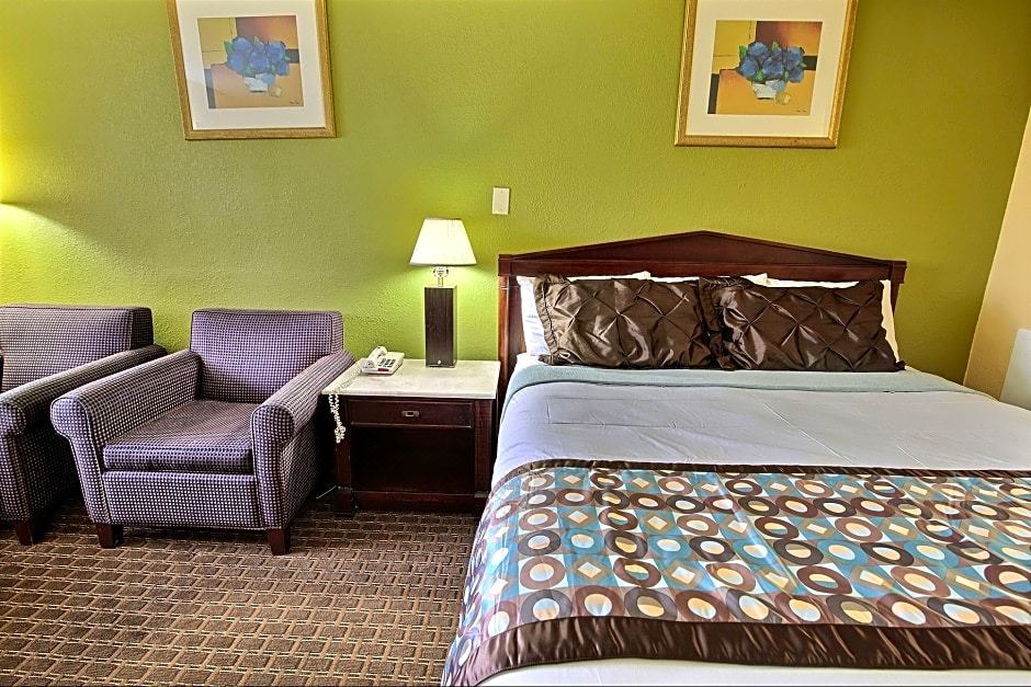 Photo of Bedroom in Norfolk - Virginia Beach