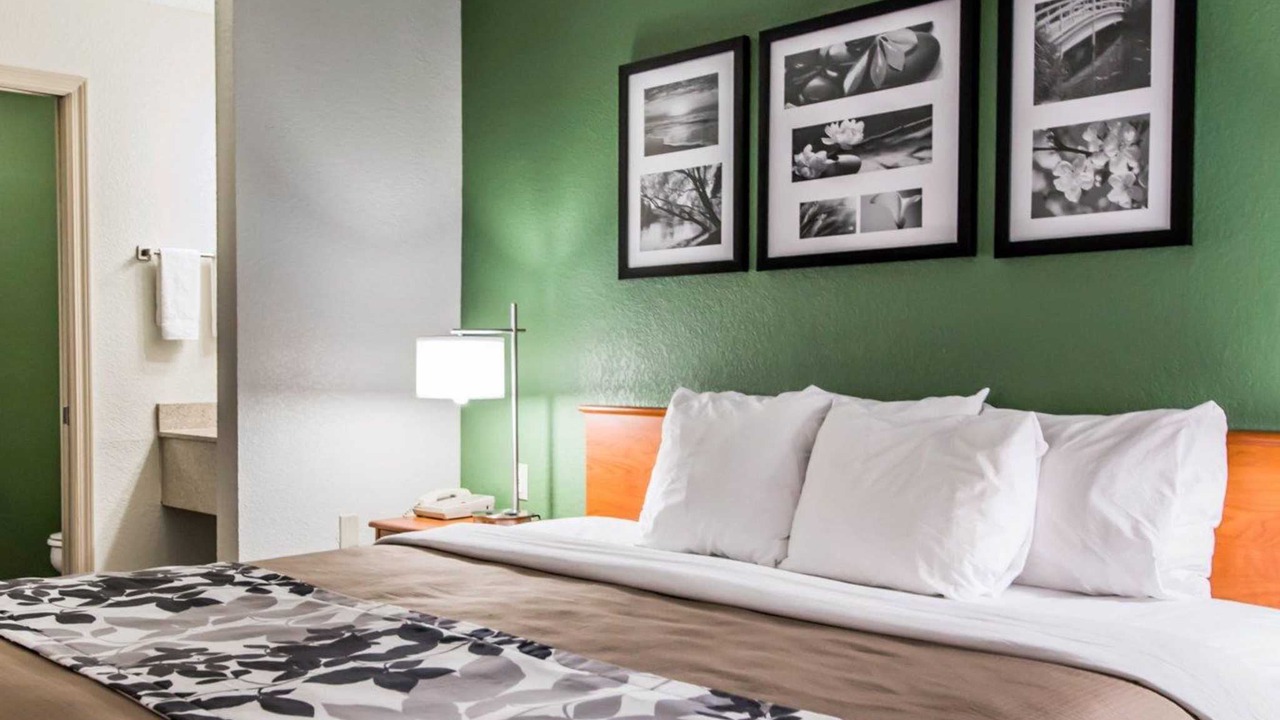Photo of Bedroom in Jeffersontown