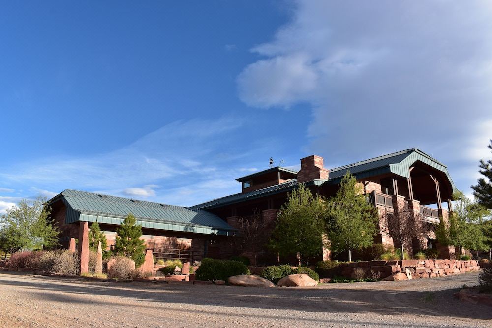 Photo of Buildings in Torrey