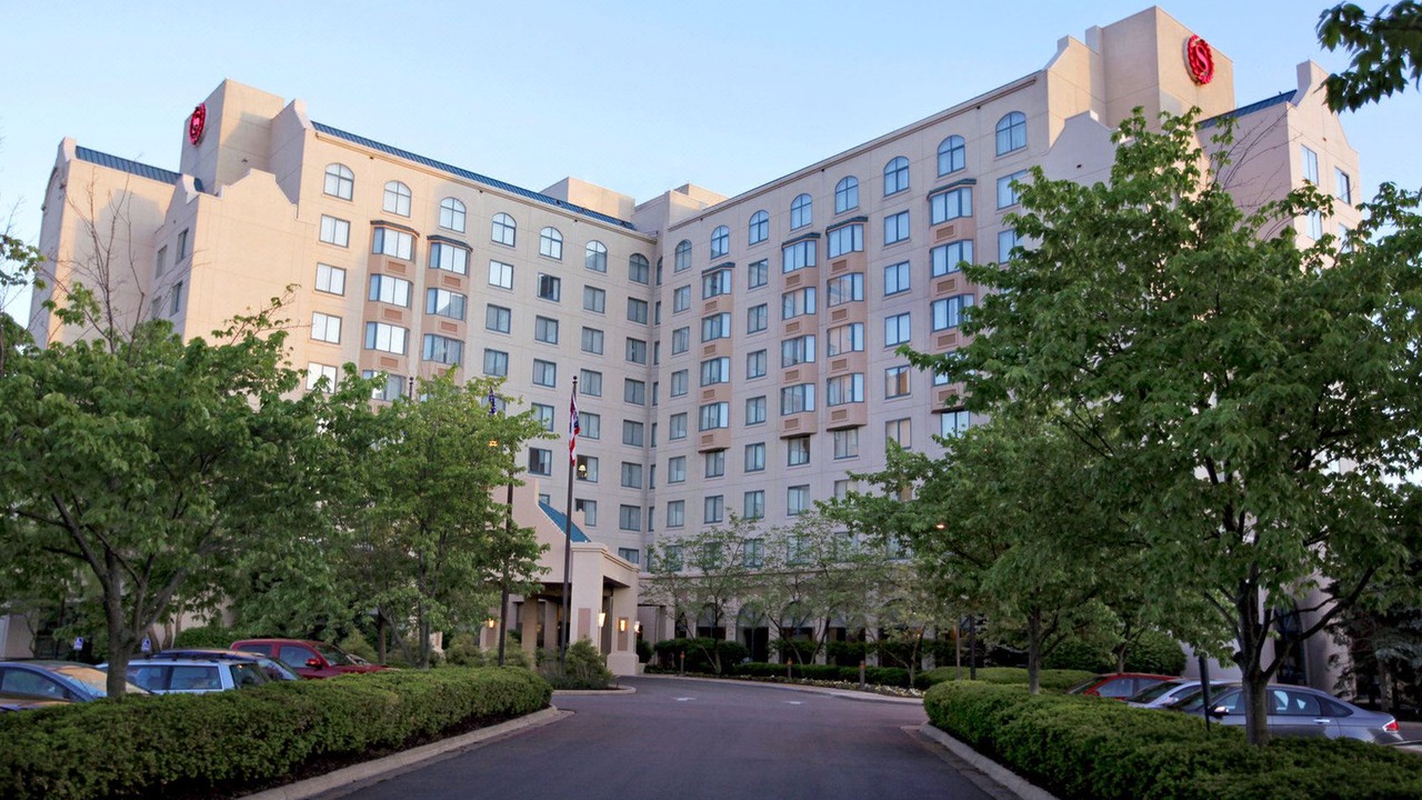Photo of Buildings in Crosswoods