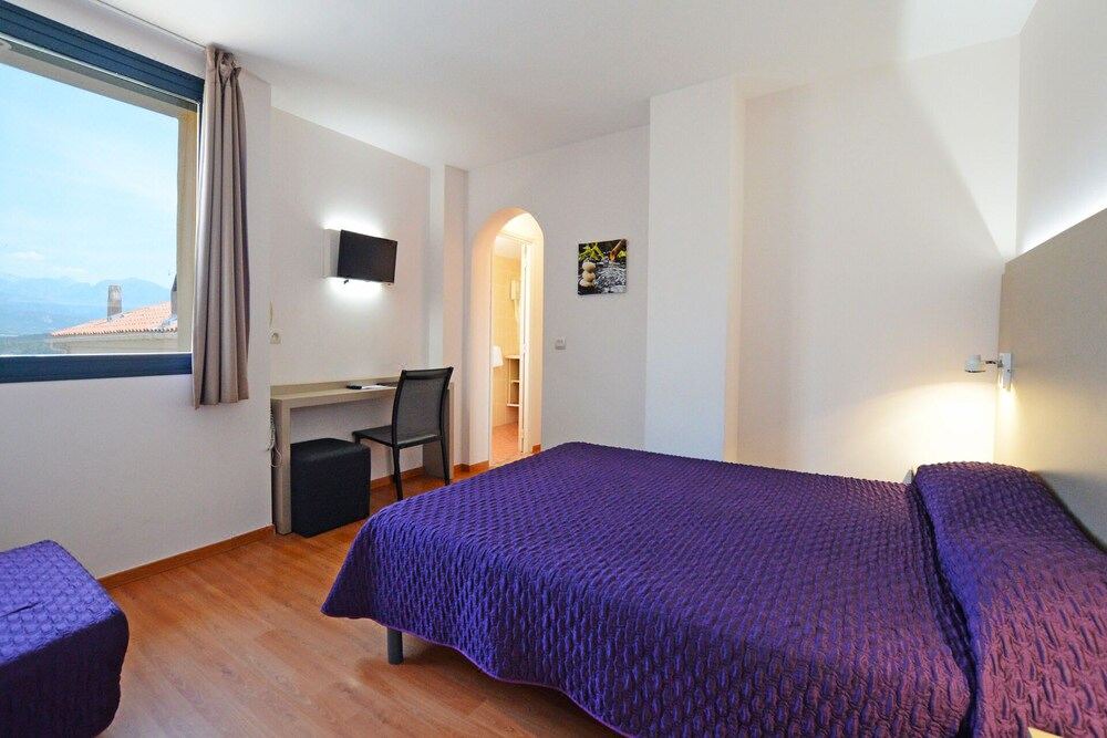 Photo of Bedroom in Calvi