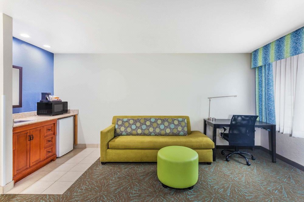 Photo of Livingroom in Flagstaff
