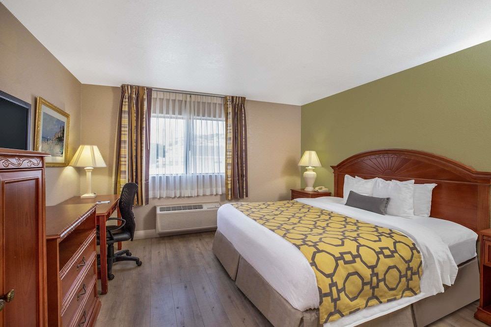 Photo of Bedroom in Tehachapi