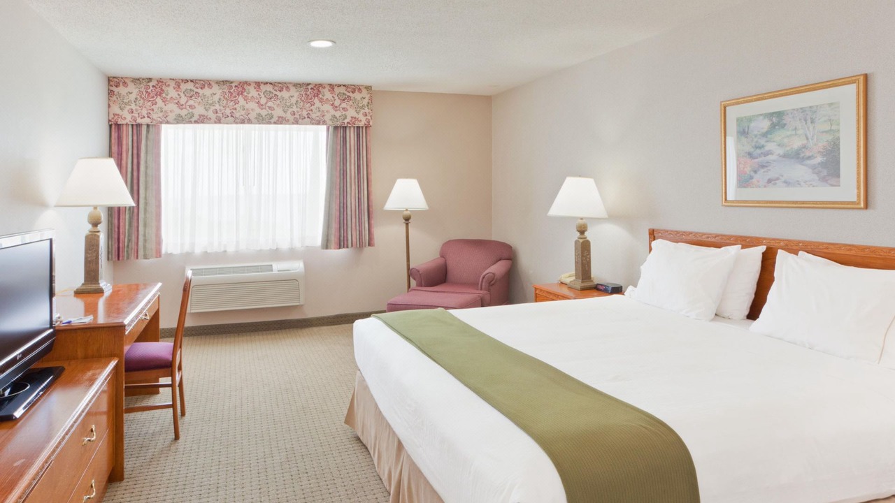 Photo of Bedroom in Kent Narrows