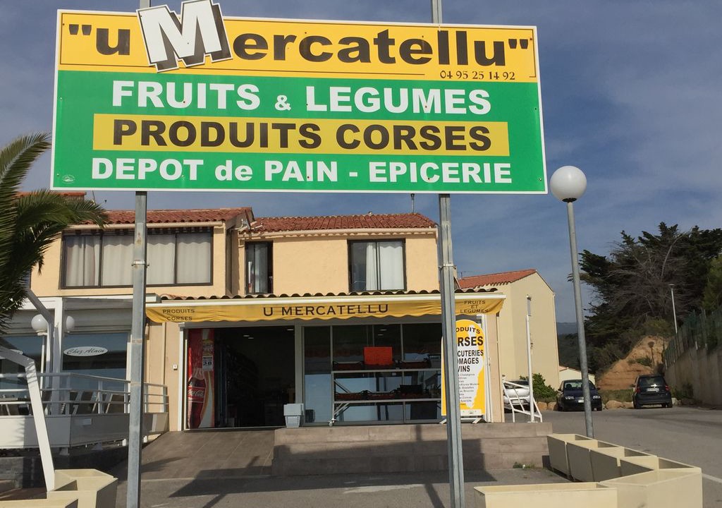 Photo of Buildings in Albitreccia