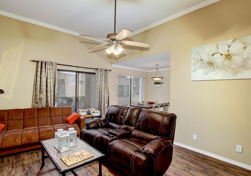 Photo of Livingroom in Scottsdale Estates Five