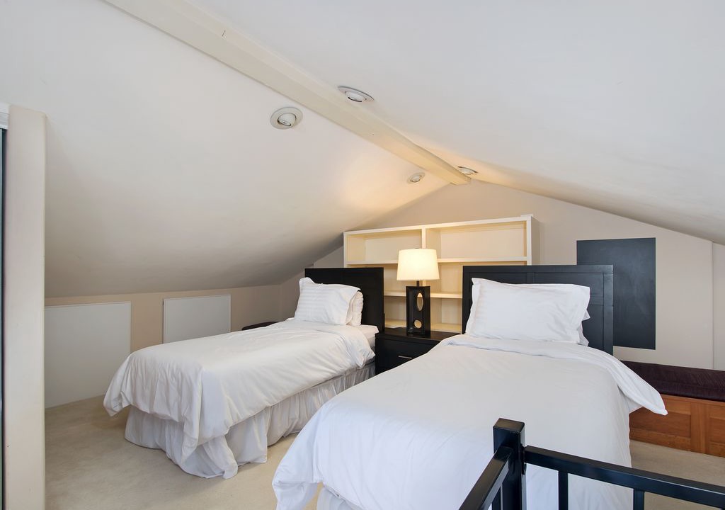 Photo of Bedroom in Covenant