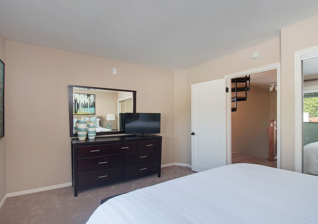 Photo of Bedroom in Covenant