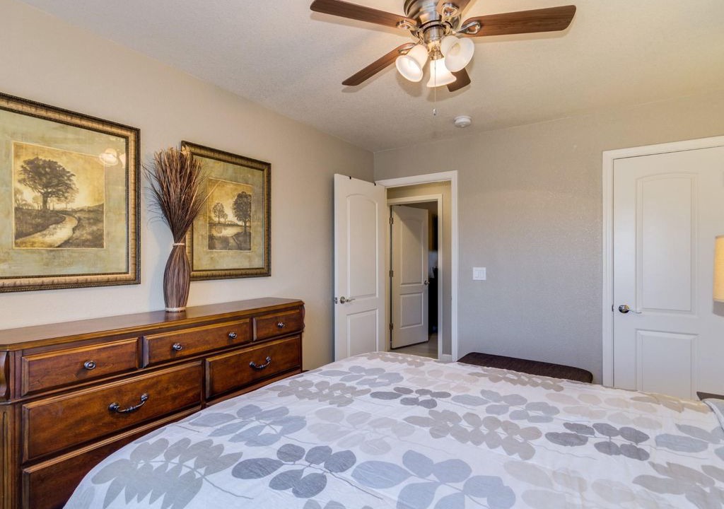 Photo of Bedroom in Western Villa