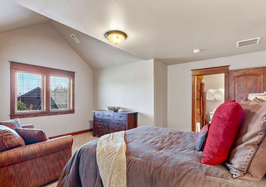 Photo of Livingroom in Dover Bay