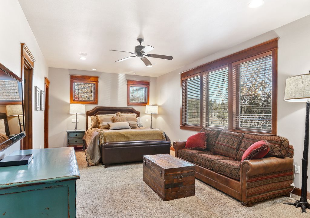 Photo of Livingroom in Dover Bay