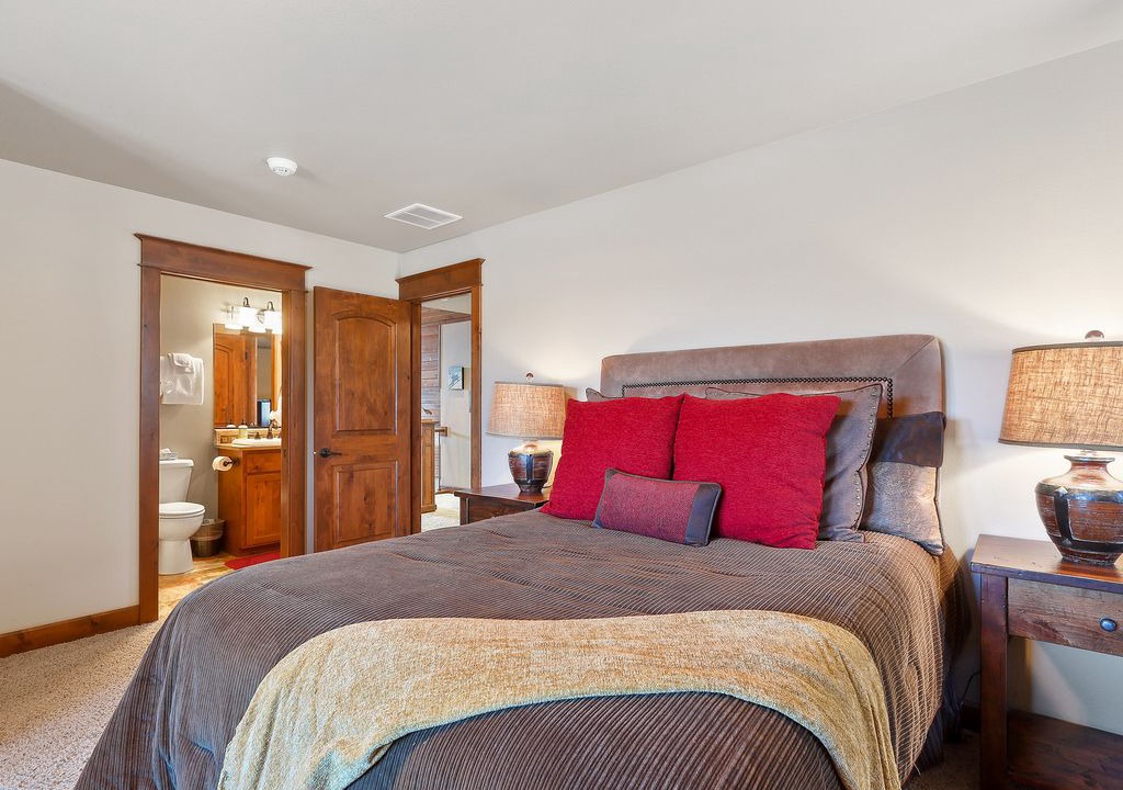 Photo of Bedroom in Dover Bay