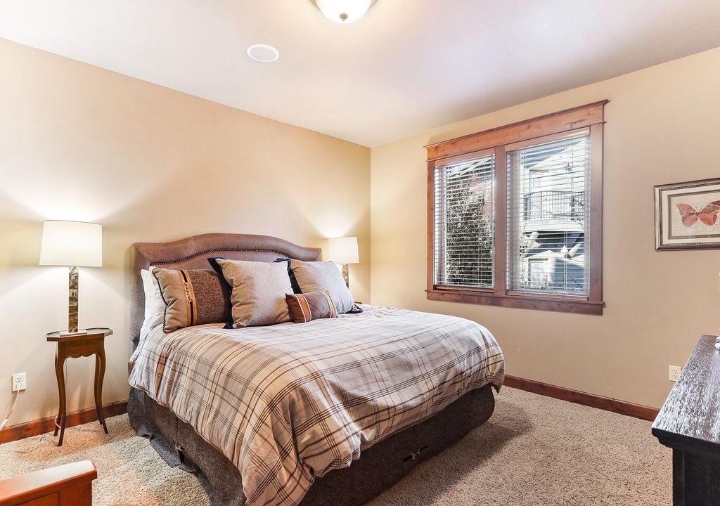 Photo of Bedroom in Dover Bay