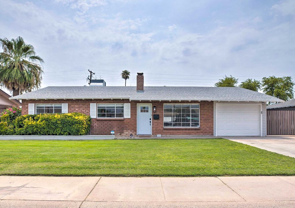 Photo of Buildings in Scottsdale Estates Five