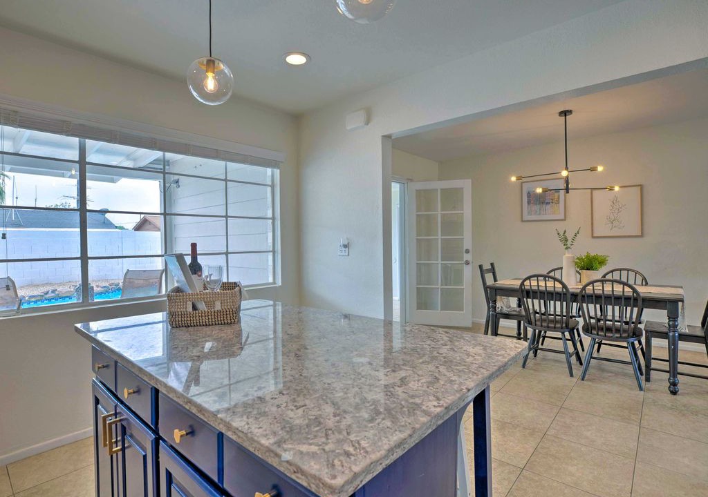 Photo of Livingroom in Scottsdale Estates Five
