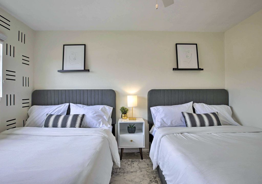 Photo of Bedroom in Scottsdale Estates Five