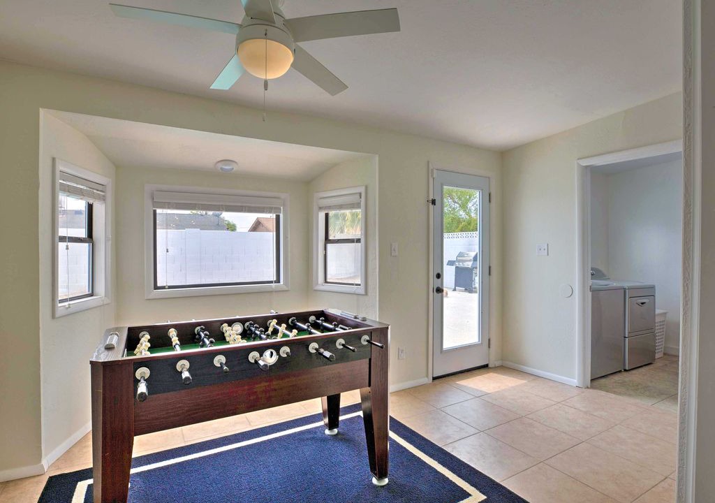 Photo of Livingroom in Scottsdale Estates Five