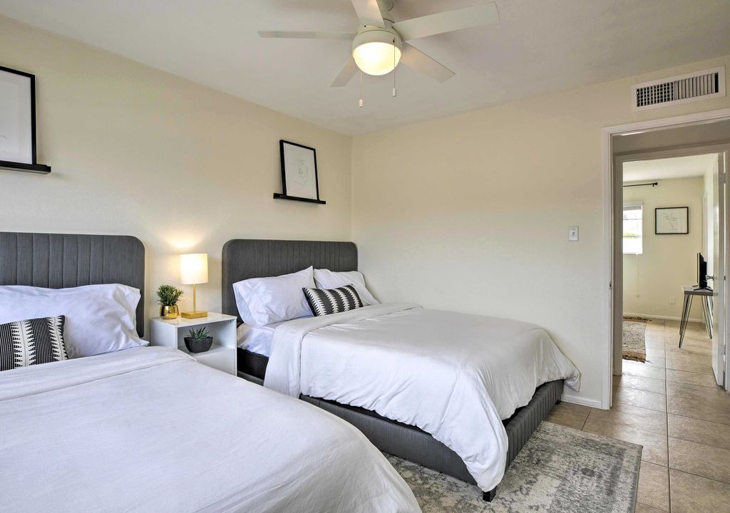 Photo of Bedroom in Scottsdale Estates Five