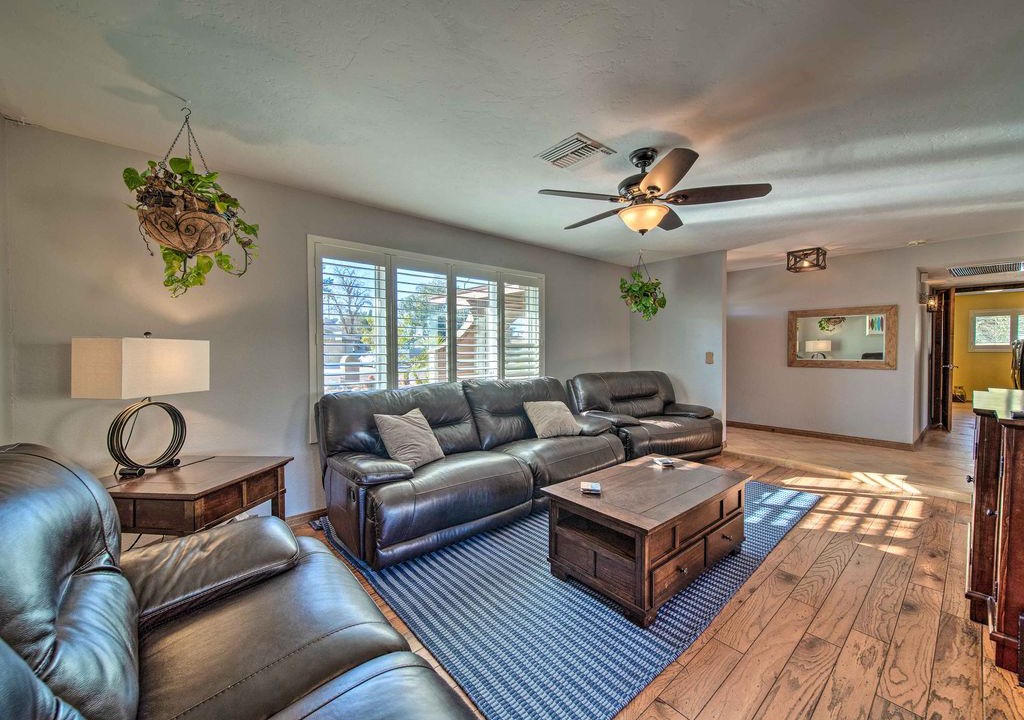 Photo of Livingroom in Norma Estates