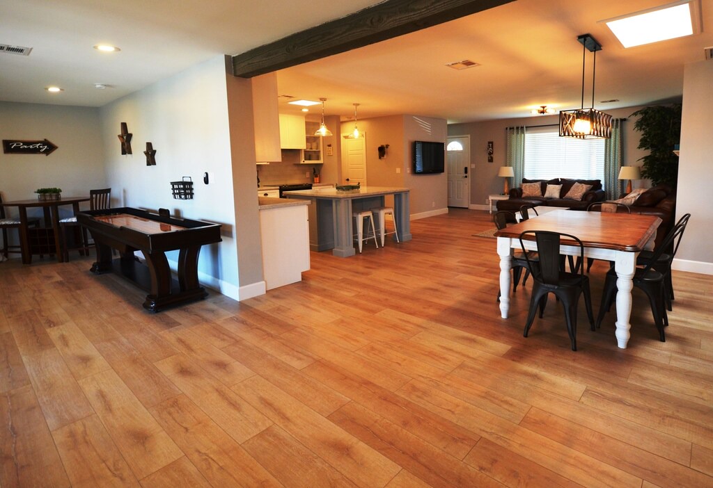 Photo of Livingroom in Scottsdale Estates Nine