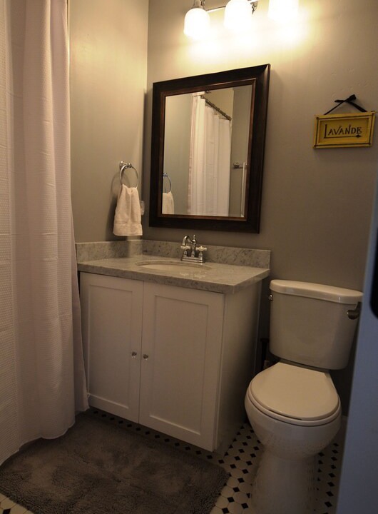 Photo of Bathroom in Scottsdale Estates Nine