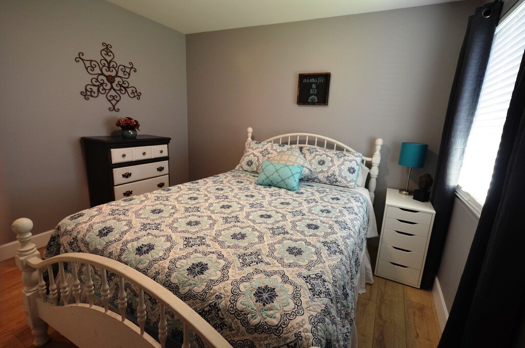 Photo of Bedroom in Scottsdale Estates Nine