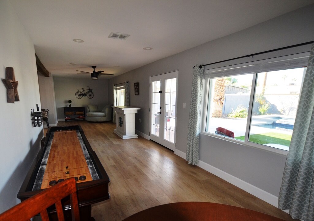 Photo of Livingroom in Scottsdale Estates Nine