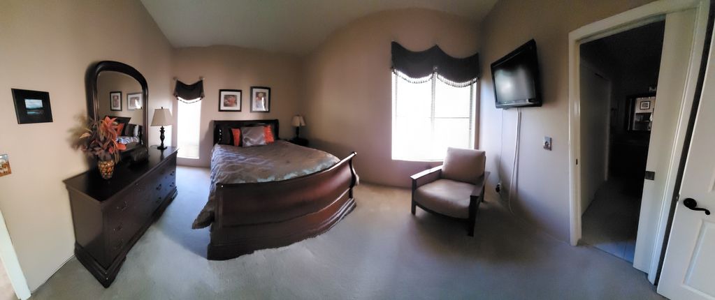 Photo of Livingroom in Skyline Bel Air Estates