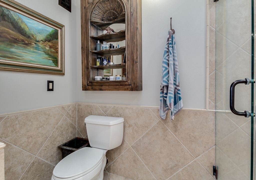Photo of Bathroom in Western Villa