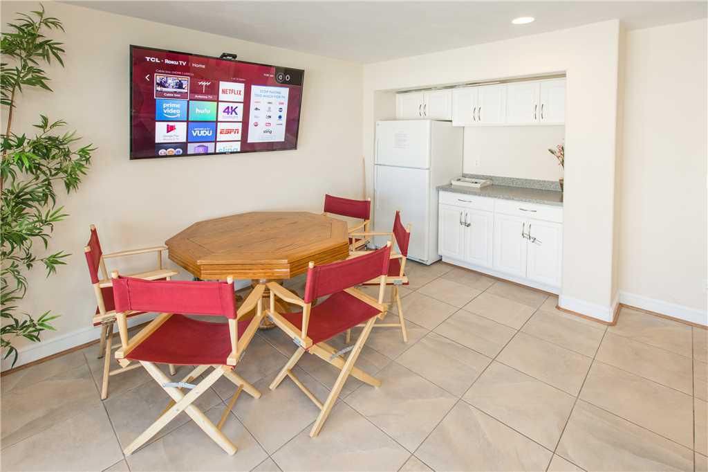 Photo of Livingroom in Sandbridge