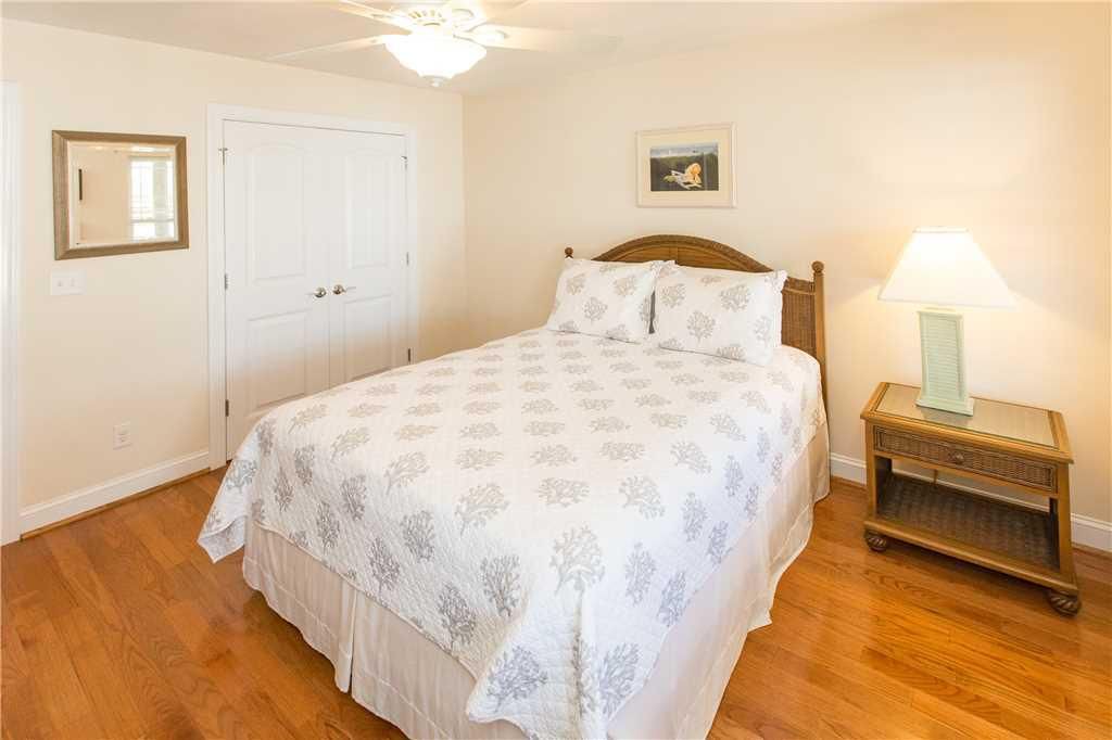 Photo of Bedroom in Sandbridge