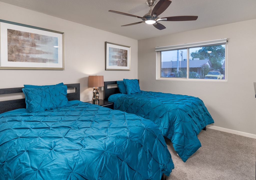 Photo of Bedroom in Scottsdale Estates Six