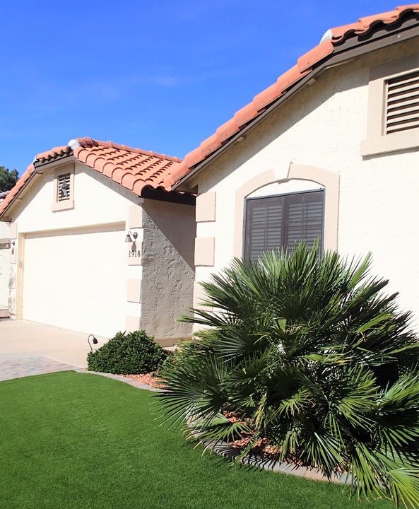 Photo of Buildings in Val Vista Lakes
