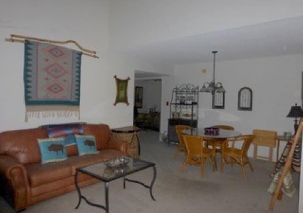 Photo of Livingroom in Village Three